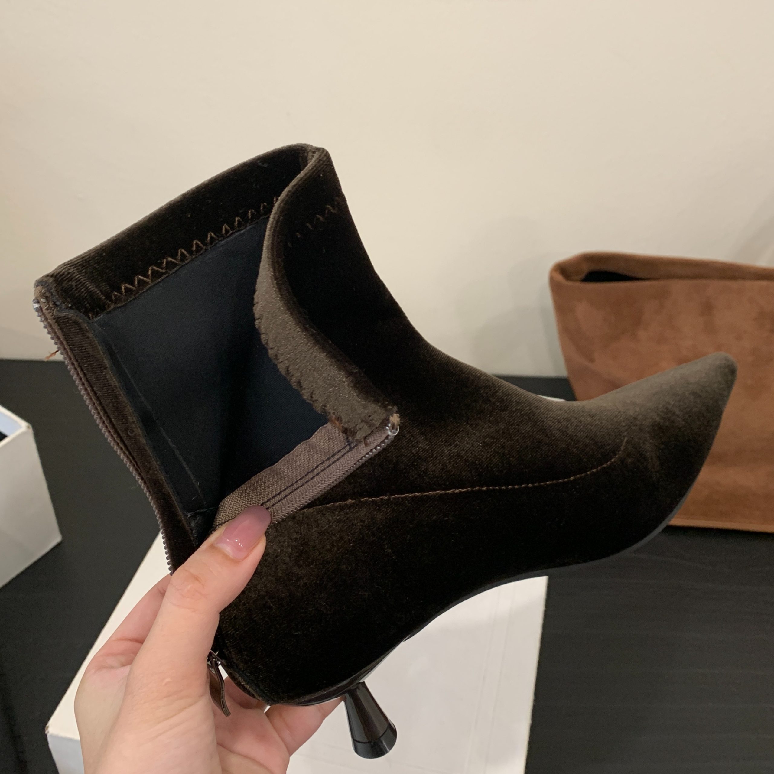 2025 New Autumn Winter Suede Ankle Boots Fashion Simple Style Slim Fit Heeled Boots - Image 5