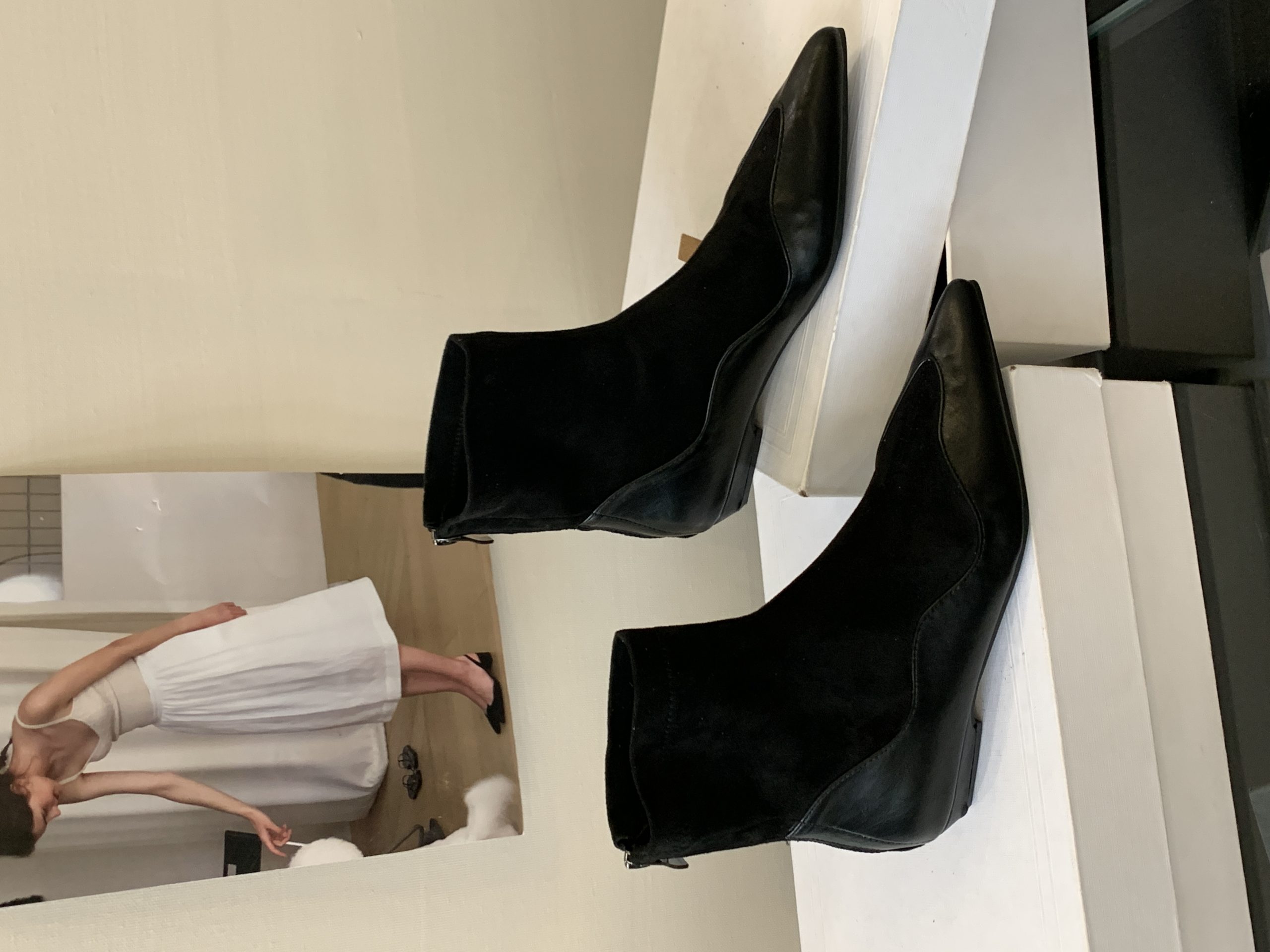 2025 New Winter Pointed Toe Flat Ankle Boots Women Suede Slim Fit Comfortable Stretch Short Boots - Style 711c4a - Image 3