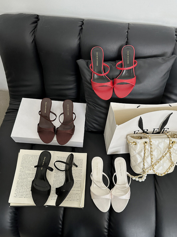 2025 Summer New Light Luxury Women's Slippers with Satin Upper and Mid Heel