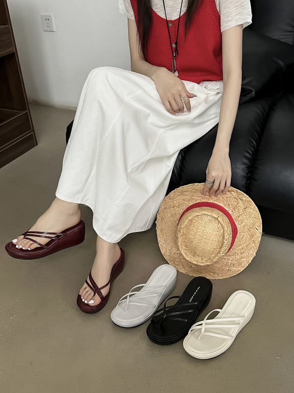 Dumier 2025 Summer Women's Wedge Slippers Patent Leather Mid Heel Casual Sandals - Image 3